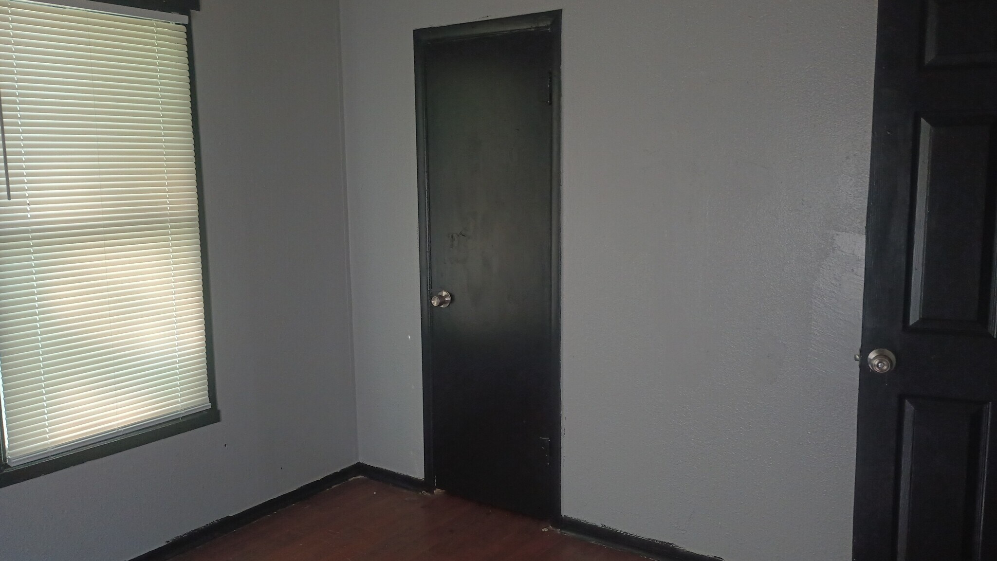 Back left Bedroom. - 216 Southside Dr