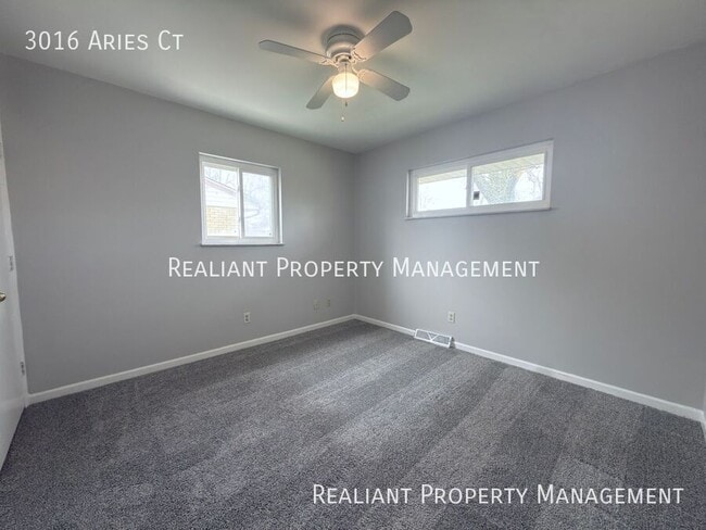 Building Photo - 3016 Aries Ct