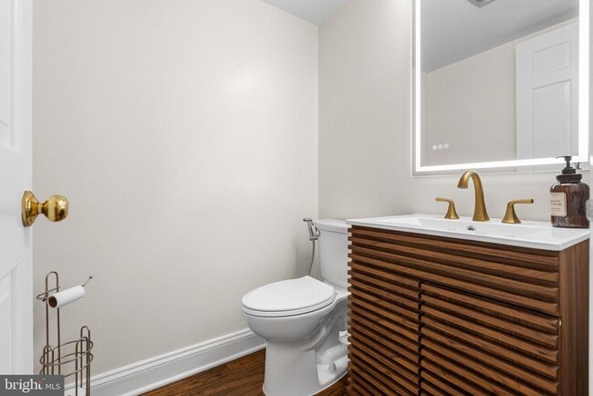 Building Photo - 7721 Tremayne Pl