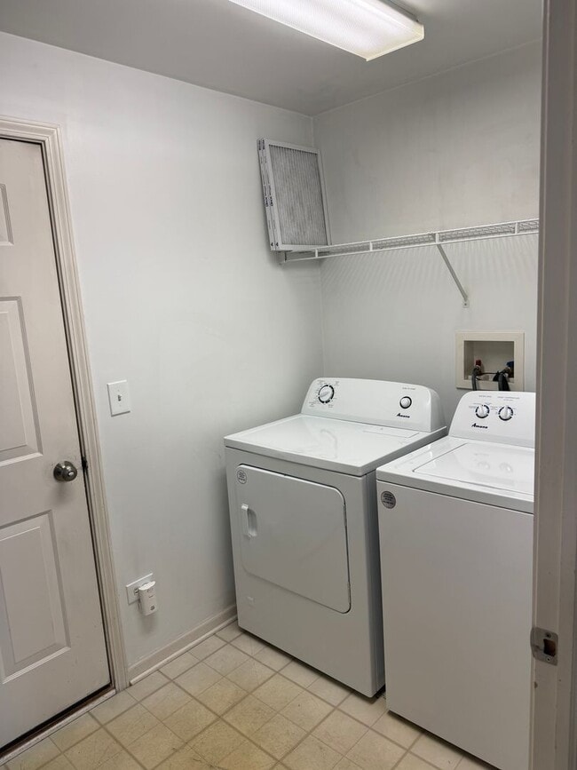 Building Photo - Partially Furnished - Bright & Spacious 2BR/1.5 BA CONDO - End-Unit w/ 2-Car Garage, Appliances, ...