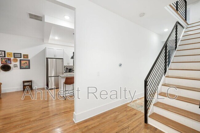 Building Photo - 1458 Beecher St SW