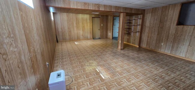 Building Photo - 1526 Palm Ct
