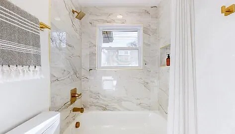 Building Photo - 3056 Hillside Rd