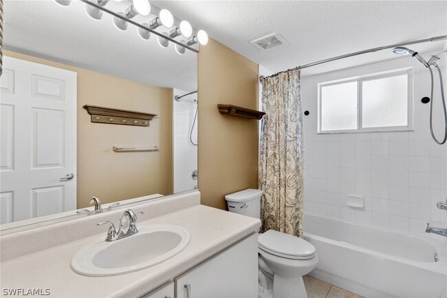 Building Photo - 8274 Key Royal Cir