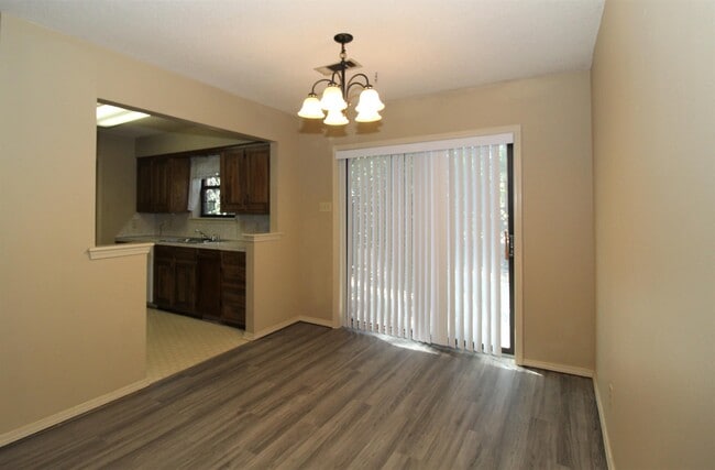 Building Photo - 5822 Gordon Ln