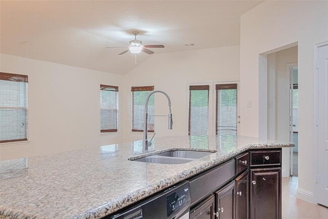 Building Photo - 15214 Keystone Bend Ln