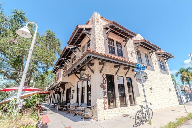 Building Photo - 2850 59th St S