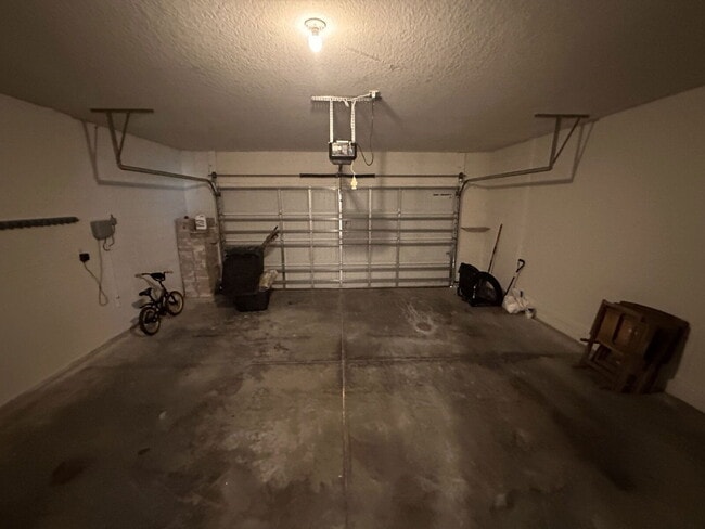 Building Photo - 4186 Looking Glass Pl