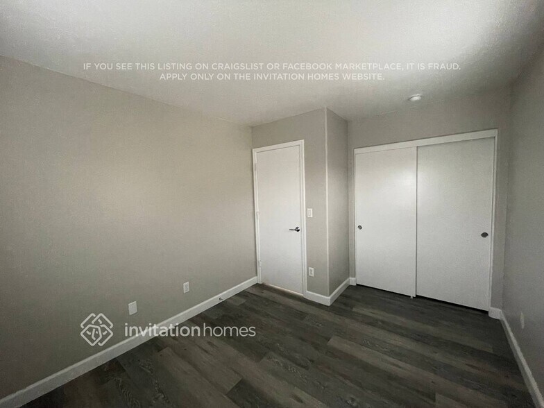 Building Photo - 5249 Fire Night Ave