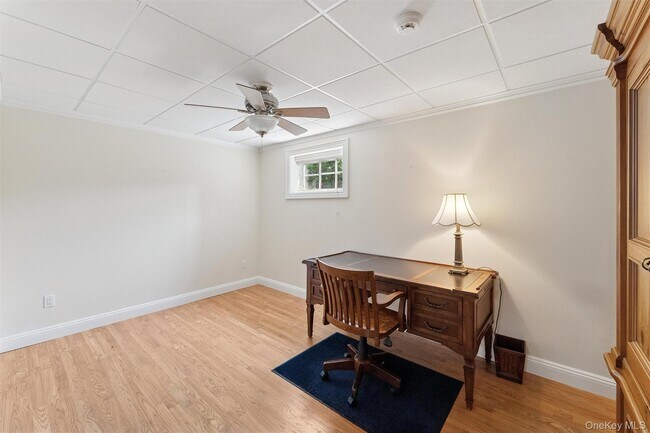 Building Photo - 40 Overlook Dr