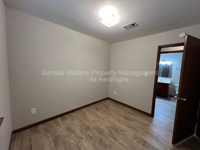 Building Photo - 4788 Landmark Ln