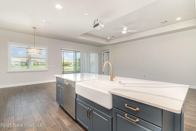 Building Photo - 2969 Avalonia Dr