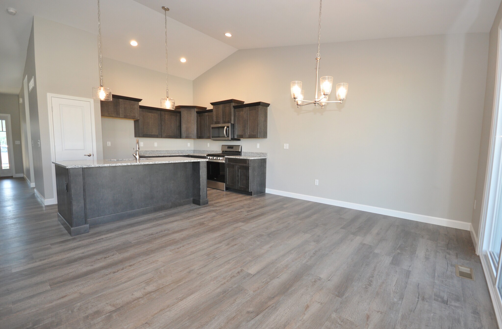 Building Photo - 7132 Remington Villa Dr