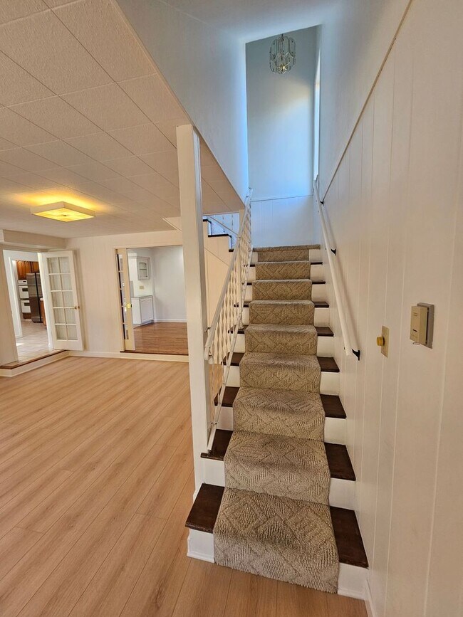Building Photo - REGAL 4 Bed/3 Bath Home in FREMONT