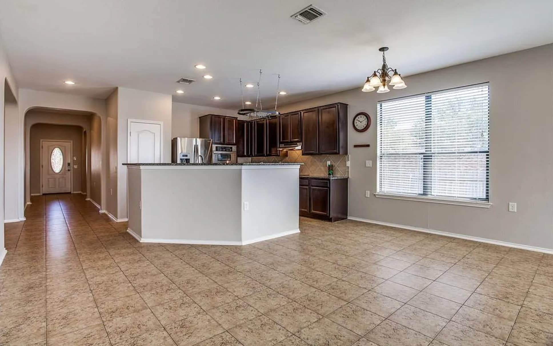 Building Photo - 8801 Capitol View Dr