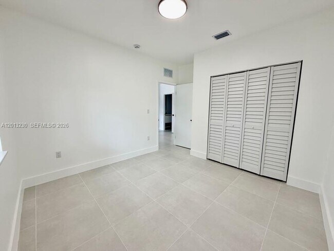 Building Photo - 1440 NW 61st St