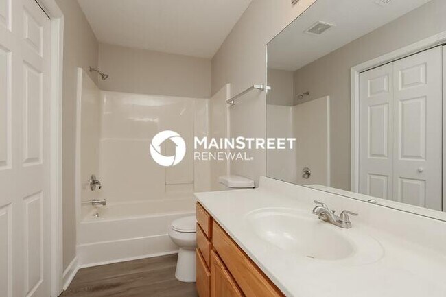 Building Photo - 3 Bedroom Pet-Friendly Home in HERMITAGE, TN with Main Street Renewal