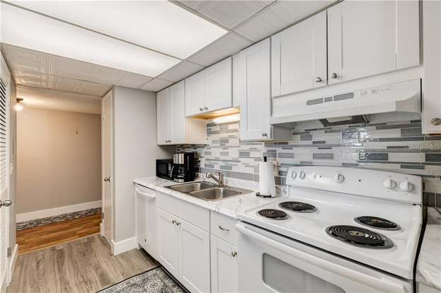 Building Photo - 51 Island Way