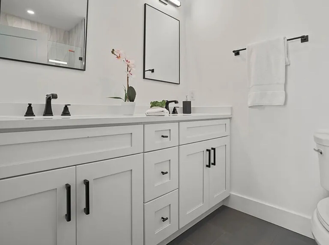 Primary bathroom - 52 Withington St