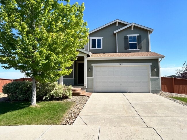 Building Photo - Spacious 5-Bedroom House with Large Fenced Yard