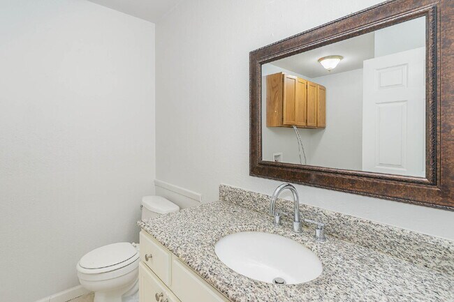 Building Photo - Cozy 2BD Home with Modern Touches in Arlington, TX