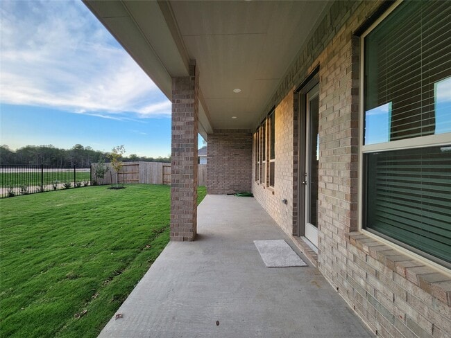 Building Photo - 15552 Leopard Lily Ln