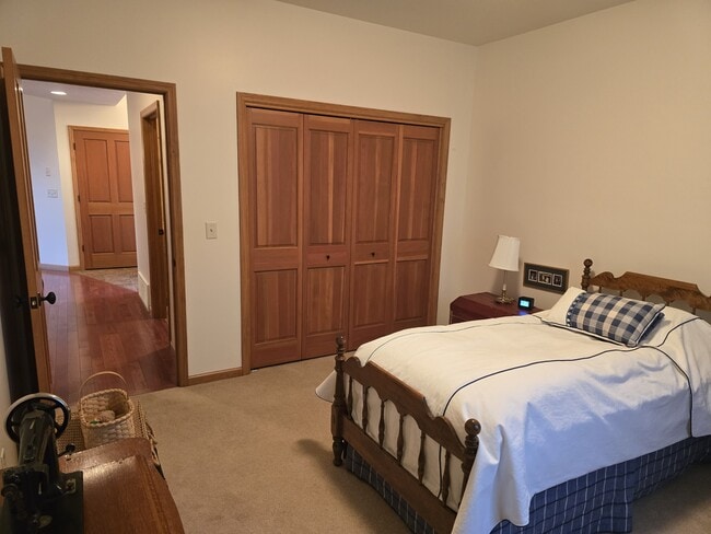 Building Photo - 3300 Graf St