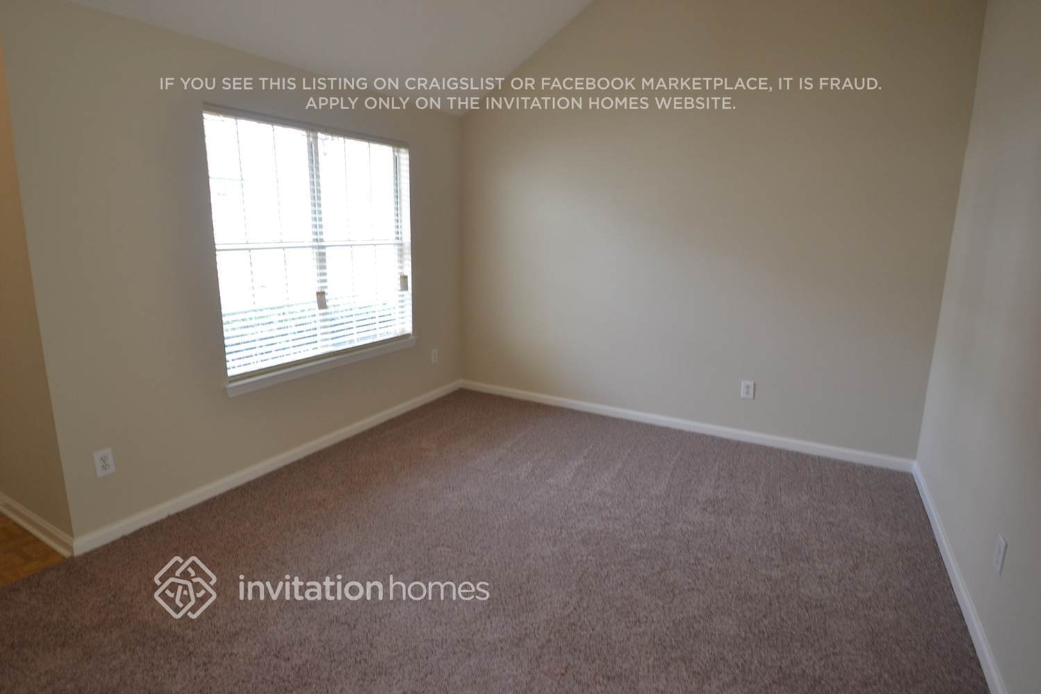 Building Photo - 3399 Columbia Crossing Dr