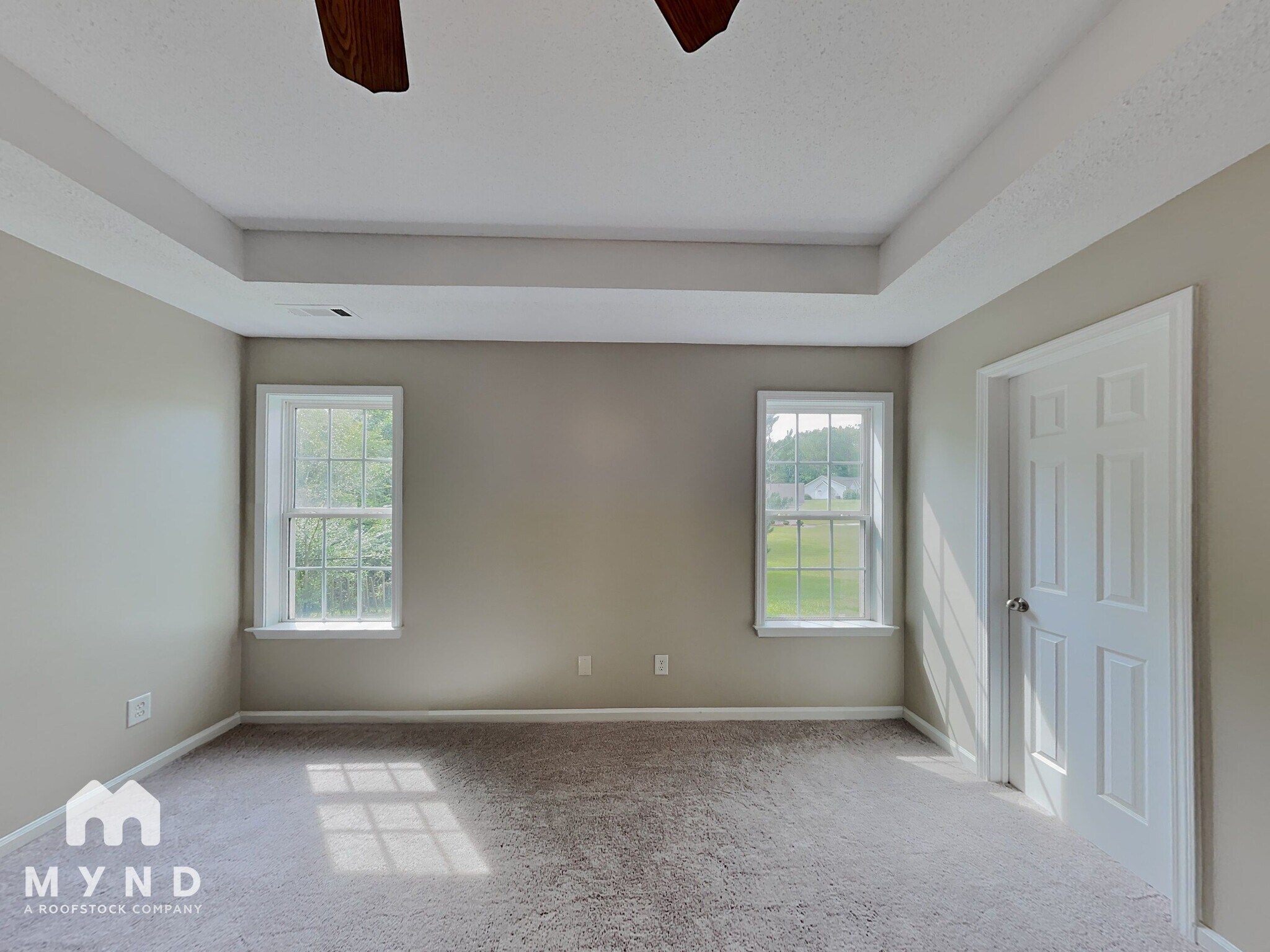 Building Photo - 204 Sunset Ridge Dr