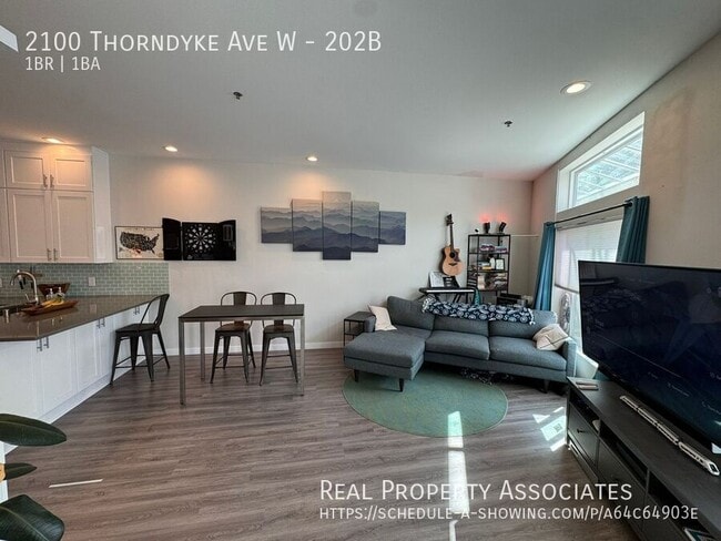 Building Photo - 2100 Thorndyke Ave W