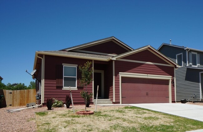 Building Photo - 6214 Meadowbank Ln