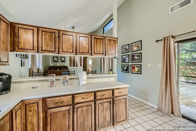 Building Photo - 8823 Wellesley Manor Dr