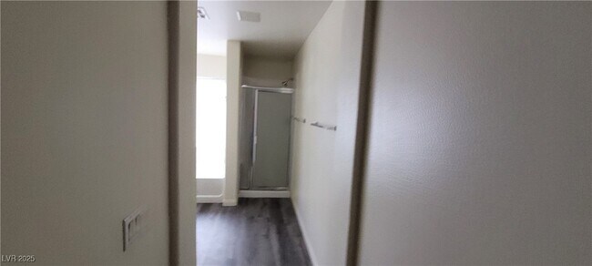 Building Photo - 8198 Rock Meadows Dr