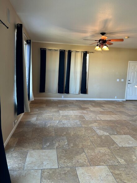 Building Photo - 11840 Bremen Pt