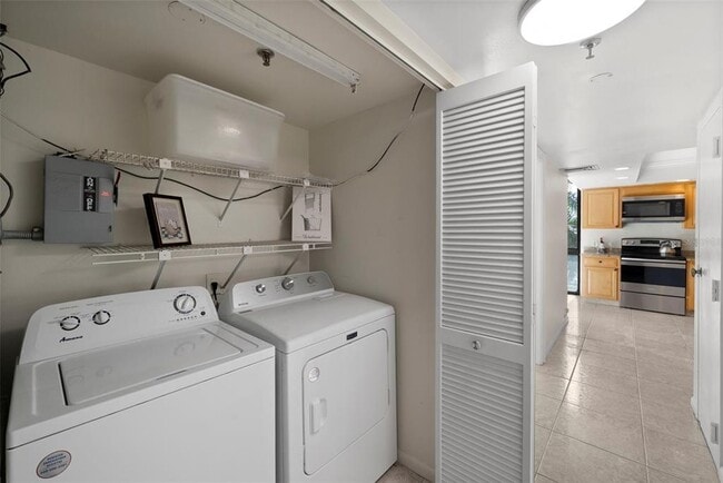 Building Photo - 3301 Bayshore Blvd