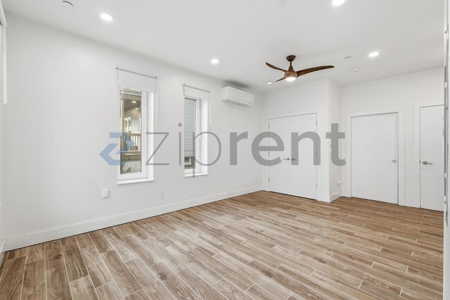 Building Photo - 245 Norwell St