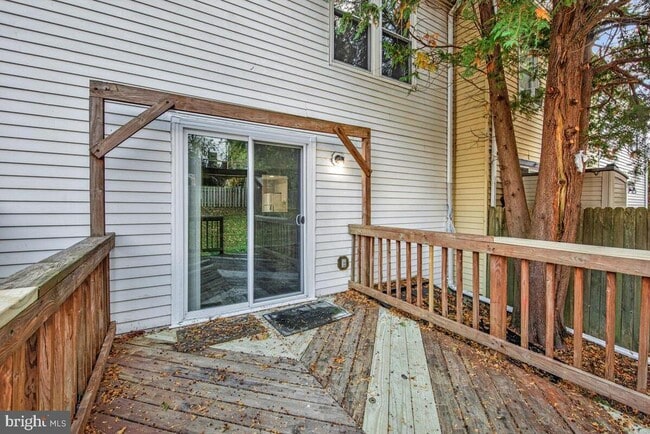 Building Photo - 22 Craftsman Ct