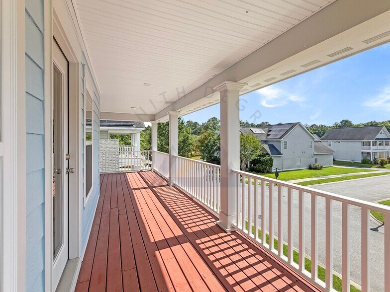 Building Photo - 68 Heritage Pky