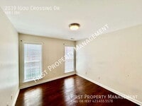 Building Photo - 2039 Igou Crossing Dr