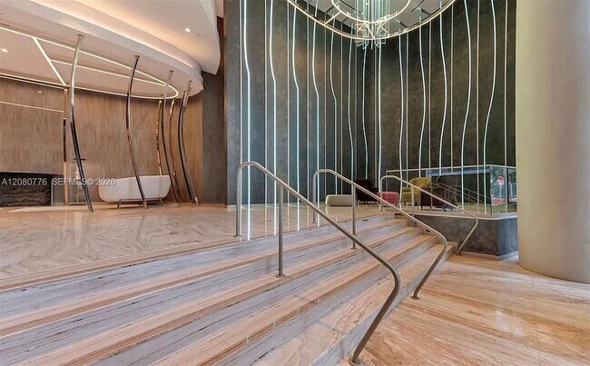 Building Photo - 1000 Brickell Plaza