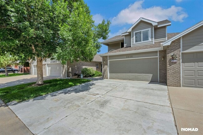 Building Photo - Spacious 4BR Townhome in Greeley
