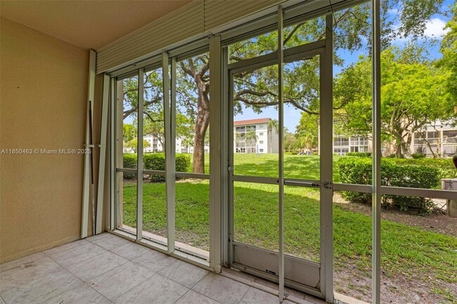 Building Photo - 1300 SW 124th Terrace