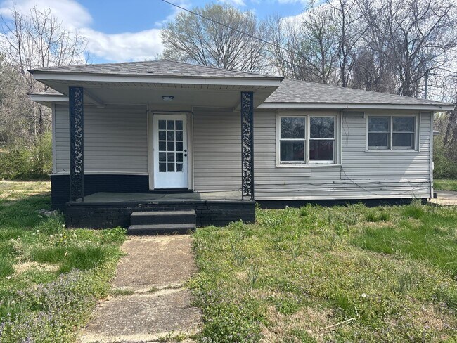 Building Photo - 1108 Warren St