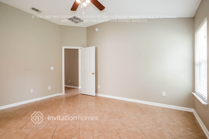Building Photo - 1617 Mapmakers Way