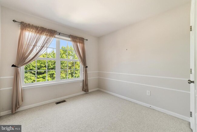 Building Photo - 106 McIlhaney Way