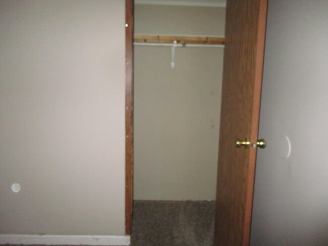 Building Photo - 146 Zackary St