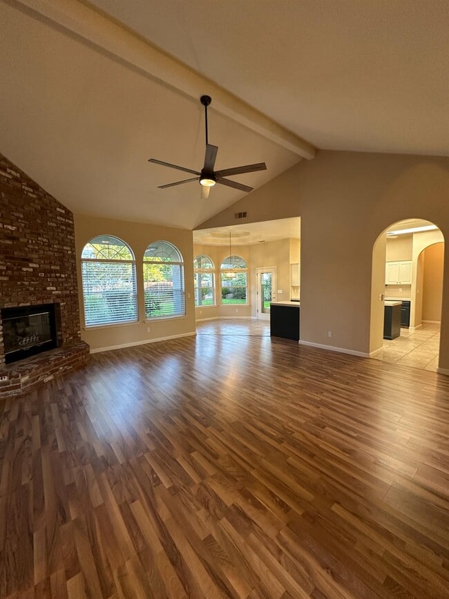 Building Photo - 535 W Decatur Ave