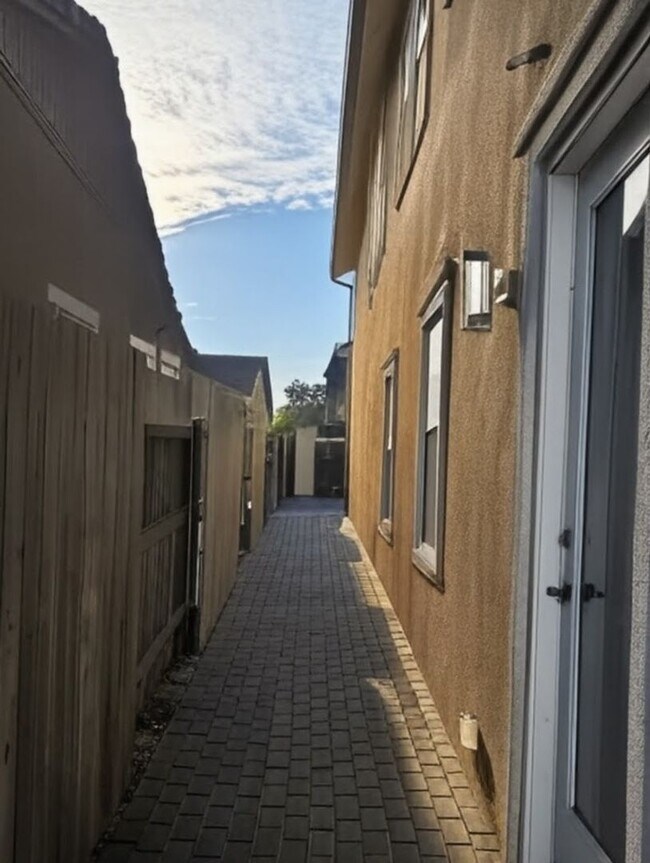 Building Photo - Spacious 4-Bedroom Corner-Lot Home w/ Smar...