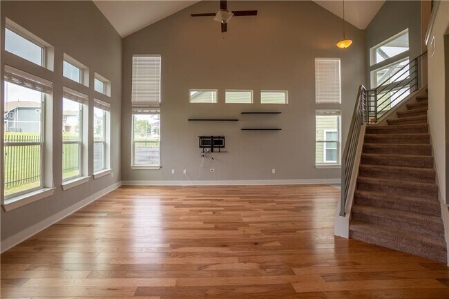 Building Photo - 2312 Montague St