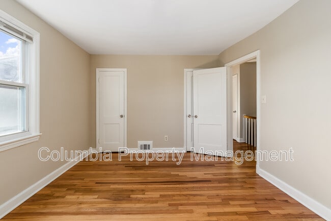 Building Photo - 5053 11th St NE